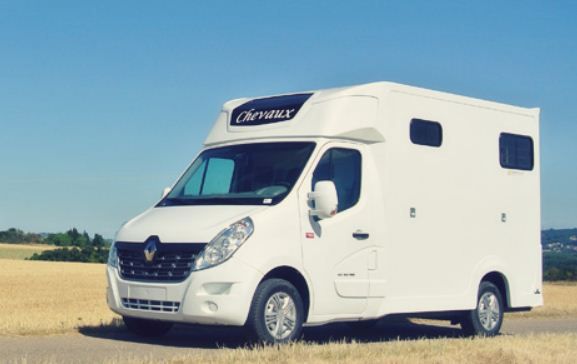 Carrosserie Ameline, fabricación de vehículos para el transporte de caballos